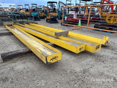 Quantity of (4) R&M Single Runway Columns その他 - 機械部品