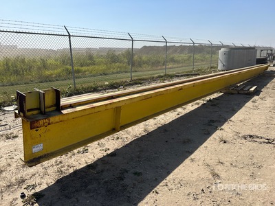 Quantity of (1) R&M Runway Beam 43 ft-9 in Pièces diverses