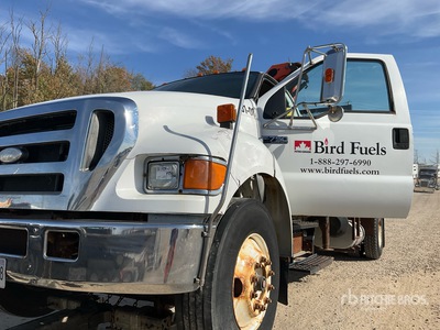 2007 Ford F-750 4x2 Camion à flèche