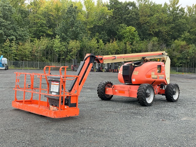 2014 JLG 600AJ 4WD Dual Fuel Articulating Boom Lift