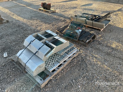 Quantity of Pintle Hitch /Steps