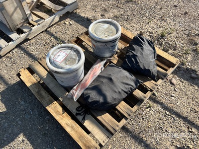 Quantity of (2) 24.5 in Tire Chains