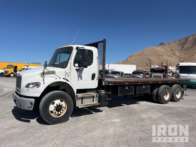 2014 Freightliner M2 106 6x4 Ciężarówka z płaską platformą