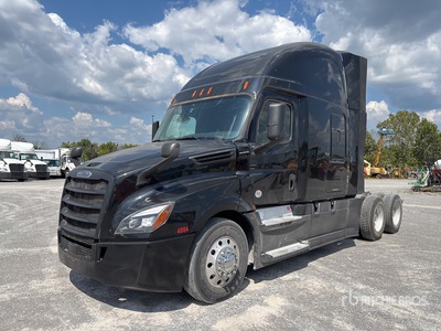 2019 Freightliner Cascadia 126 6x4 تراكتور شاحنة كابينة النوم (ثنائية المحور)