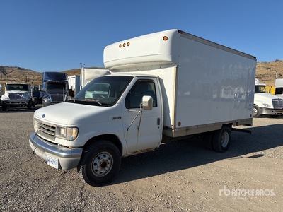 1993 Ford E-350 4x2 Van Truck