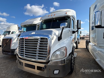 2016 Freightliner Cascadia 125 6x4 T/A Sleeper Truck Tractor (Inoperable)