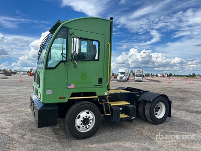 2018 Autocar 4x2 Spotter Truck