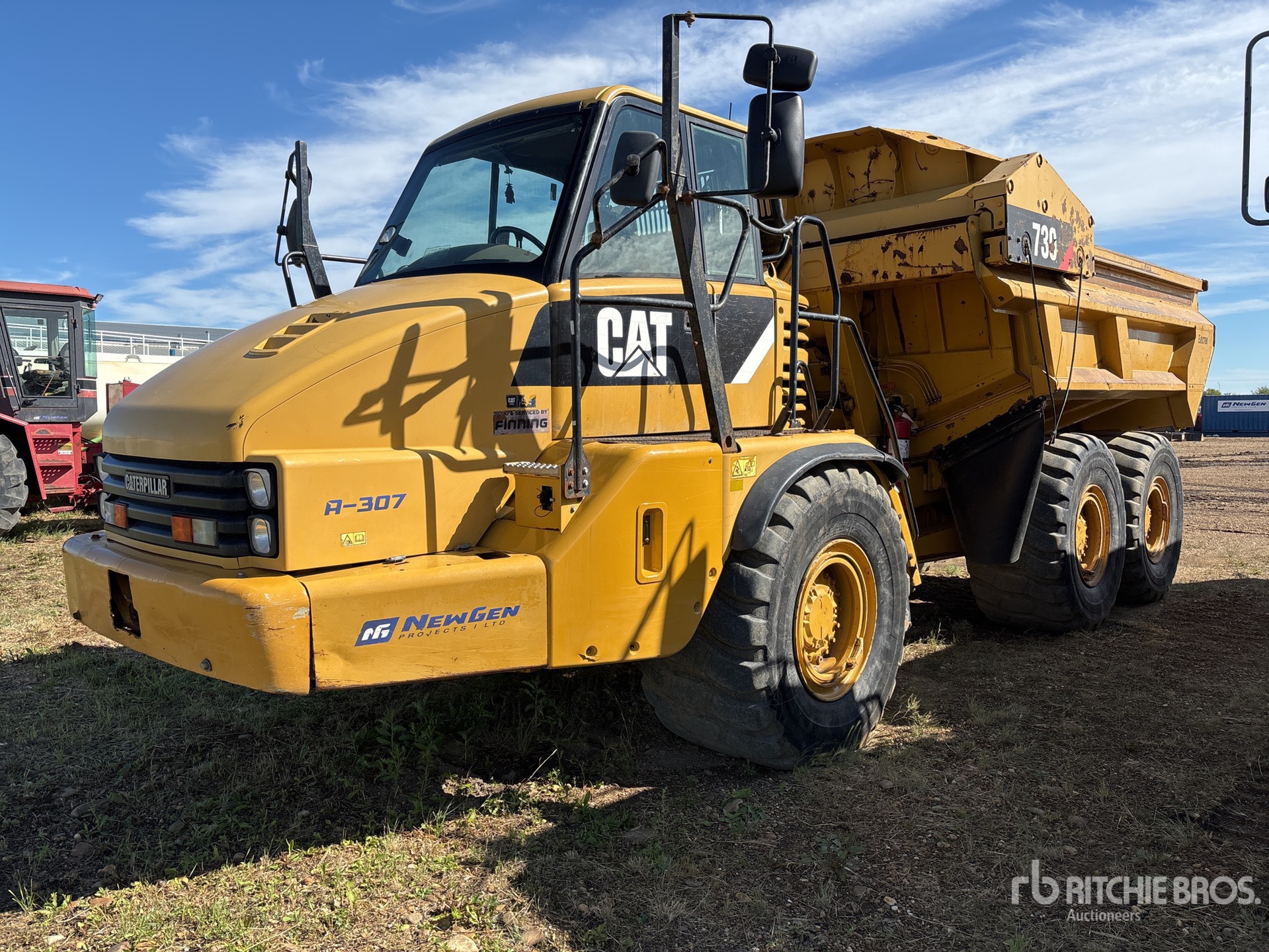 2011 Cat 730EJ Ejector を見 Articulated Dump Truck