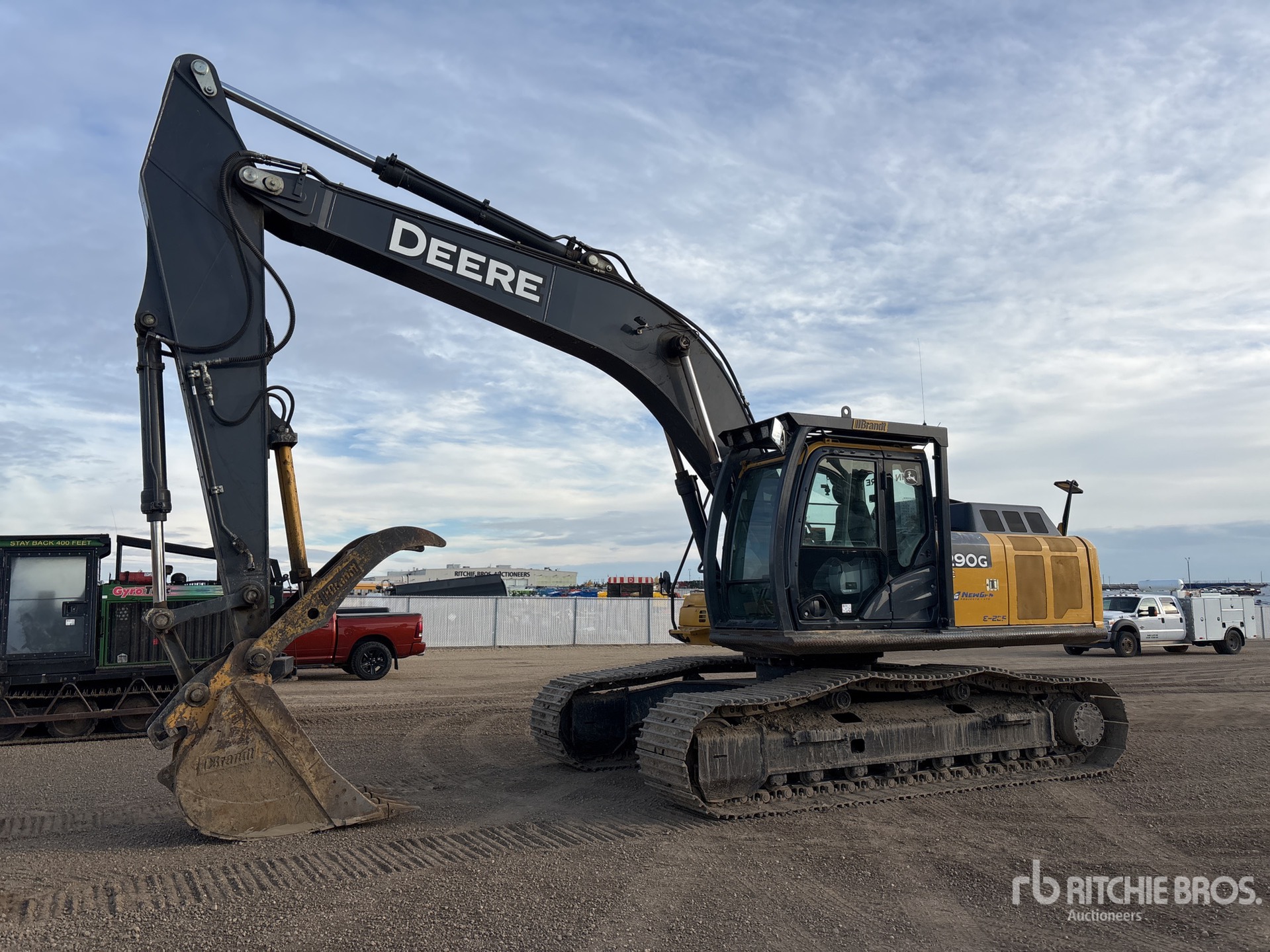 2017 John Deere 290GLC Tracked Excavator