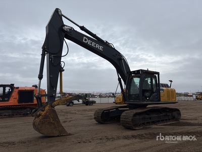 2017 John Deere 290GLC Tracked Excavator