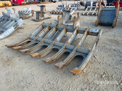 SEC 68 in Q/C Excavator Rake