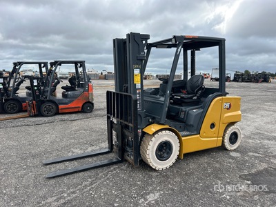 2022 Cat DPH30N 5990 lb Pneumatic Tire Pneumatic Forklift