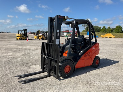 2017 Linde H30D 5590 lb Pneumatic Tire Carrelli Elevatori