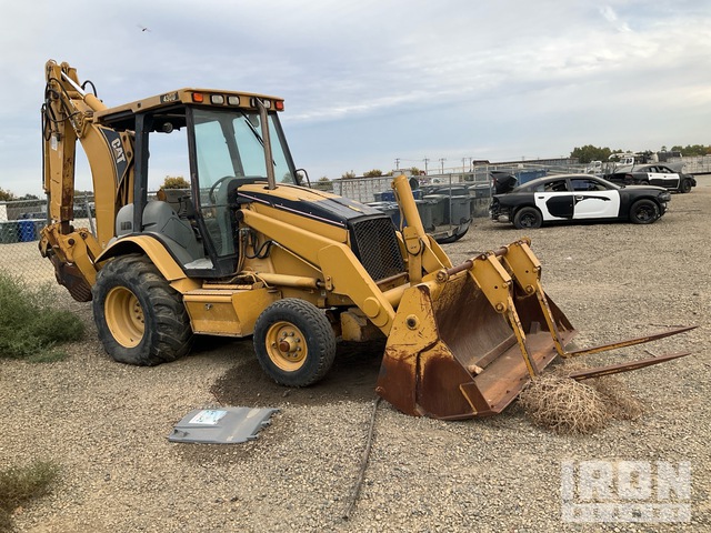 RETROEXCAVADORA CATERPILLAR 430D