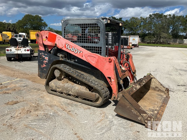 MINI CARGADOR SOBRE ORUGAS KUBOTA SVL752