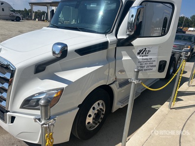2019 Freightliner Cascadia 126 T/A Day Cab Truck Tractor