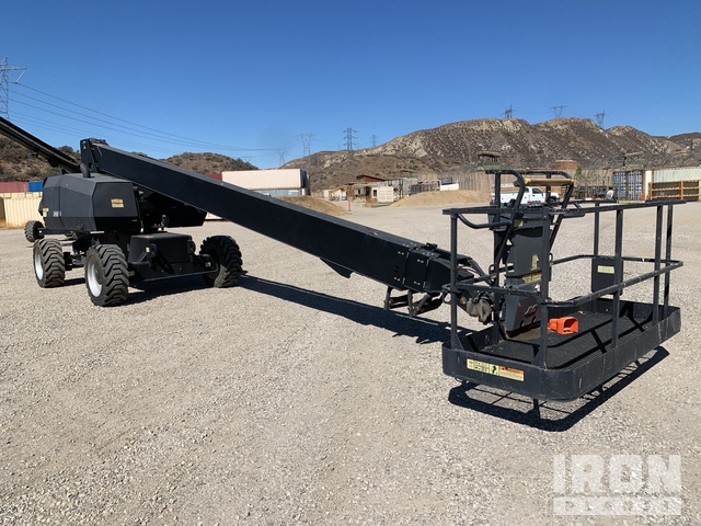 ELEVADOR TELESCóPICO 2018 JLG 4WD 800S