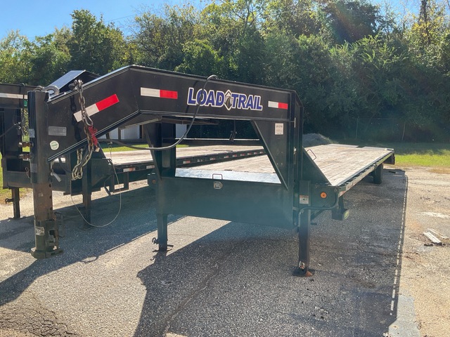 2023 Load Trail 3650 lb 40 ft T/A Gooseneck Equipment Trailer (Inoperable) 2023 Load Trail 3650 lb 40 ft T/A Gooseneck Equipment Trailer (Inoperable)