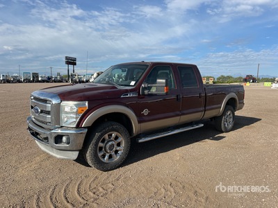 2012 Ford F-350 XL Lariat 4x4 Crew Cab ピックアップ