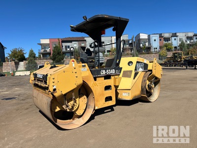 2003 Cat CB-534D XW Double Drum Roller