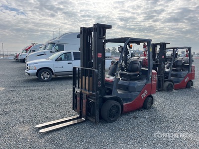 2011 Toyota 8FGCU30 5450 lb Cushion Tire Forklift