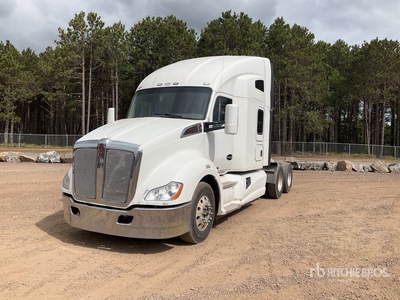 2016 Kenworth T680 6x4 T/A Sleeper Truck Tractor