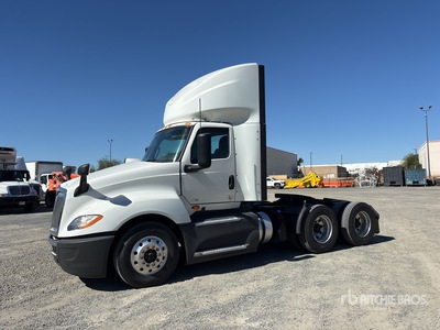 2021 International LT625 6x4 T/A Dagcabine Trekker
