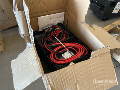 Quantity of (5) 25 ft 800 Amp Booster Cables Varios, tienda, almacen, consumidor (Unused)