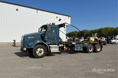 2006 Kenworth T800 6x4 شاحنة لرفع ووضع الحاويات