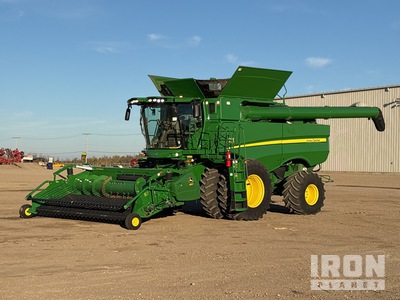 2021 John Deere S780 コンバイン