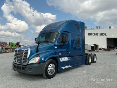 2016 Freightliner Cascadia 125 6x4 T/A Sleeper Truck Tractor