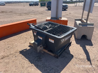 2016 Bobcat 7257476 UTV Salzstreuer (Inoperable)