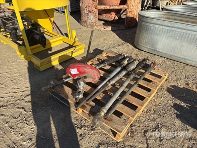 Quantity of (6) Pumps Divers
