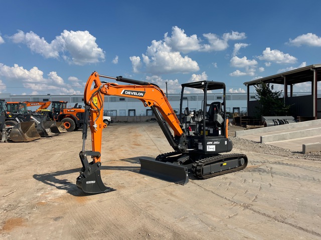 2023 Develon DX35Z-7 Tracked Excavator (Unused)