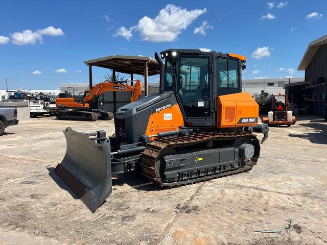 2023 Develon DD100 Crawler Dozer (Unused)