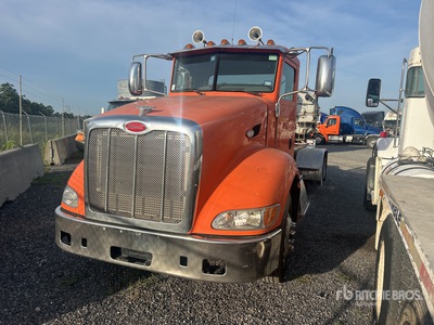 2010 Peterbilt 386 6x4 Cabine et châssis