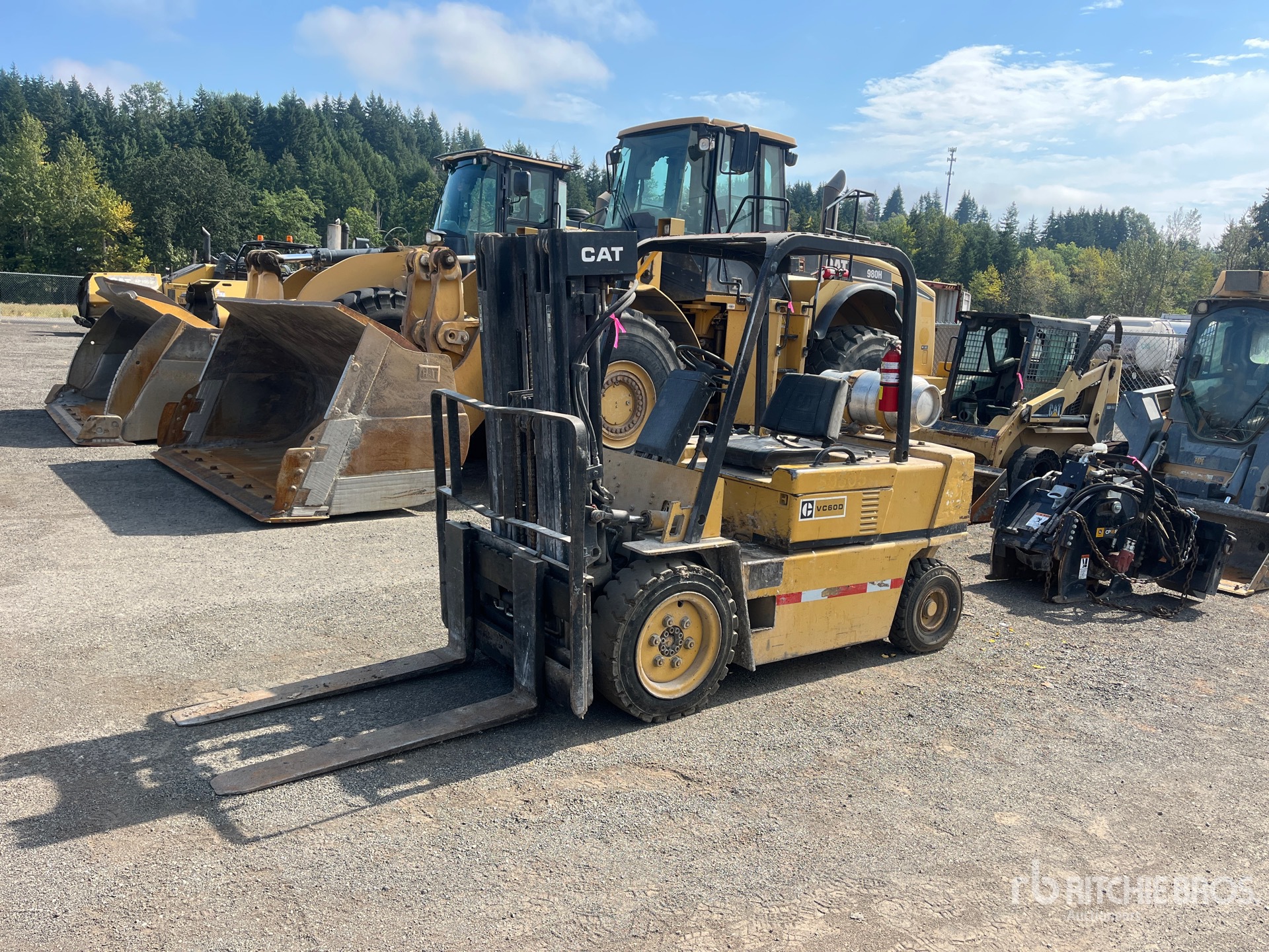 1990 Cat VC60D 6000 lb Pneumatic Tire Forklift
