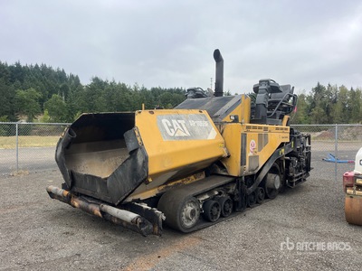 2015 Cat AP1055F Track Asphalt Paver