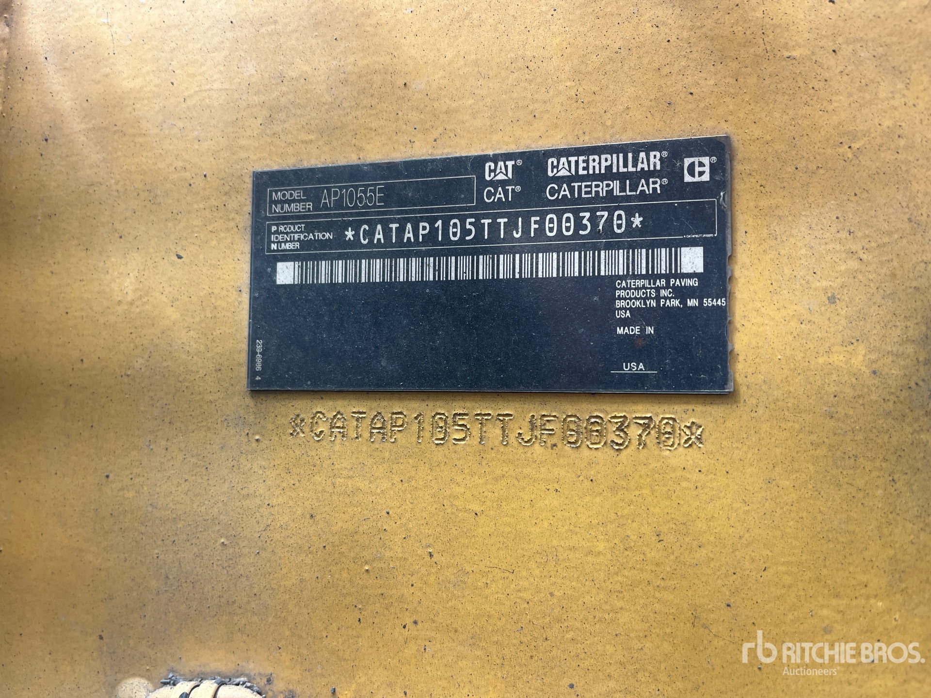 2014 Cat AP1055E Track Asphalt Paver
