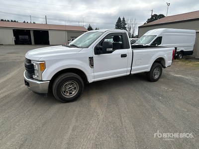 2017 Ford F-250 XL 4x2 Pickup