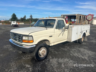 1995 Ford F-Super Duty XL 4x2 Utility Truck