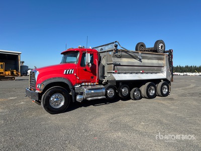 2008 Mack GU713 14x4 Super 18 6-Achs Kipper-Lkw