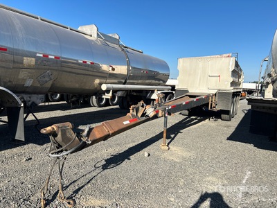1992 Sturdyweld 14 ft 1 in Tri/A Remolque volcador con acoplado