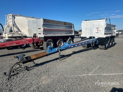 2004 Sturdyweld 15 ft Tri/A Pup Dump Trailer