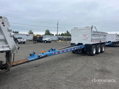 2004 Sturdyweld Pup Trailer 15 ft T/A Remolque volcador con acoplado
