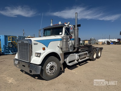 2006 Freightliner Classic 120 6x4 w/hud winch T/A Day Cab Truck Tractor