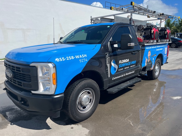 2023 Ford F-250 XL 4x2 Pressure Washer Truck