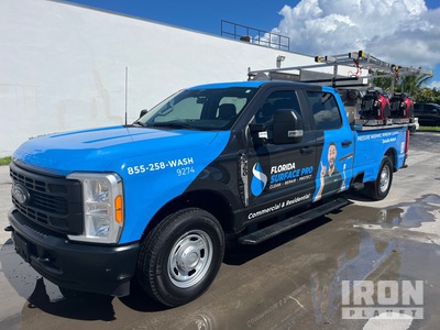 2023 Ford F-350 XL XL 4x2 Crew Cab Pressure Washer Truck