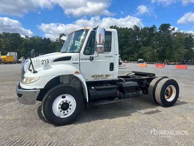 2008 International 4400 4x2 S/A Day Cab Truck Tractor