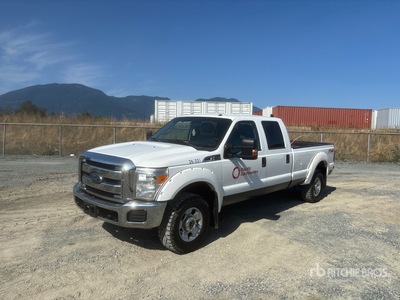 2012 Ford F-350 XLT 4x4 Crew Cab Pickup